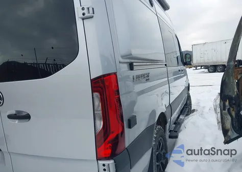 2020 Mercedes-Benz Sprinter 2500 Standard Roof V6 из США, поврежденный, VIN W1W4EBVY2LT033408